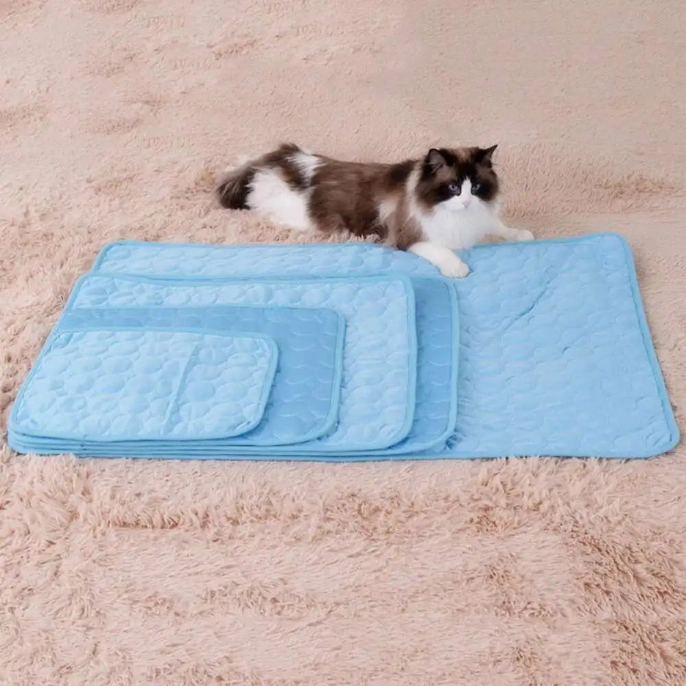 Ultra-Breathable Cooling Mat – Summer Relief for Pets