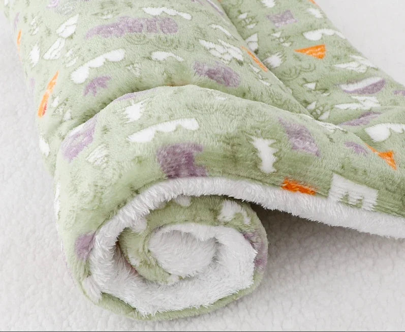 My Snug Pet Coral-Fleece Calming Blanket – Soft Dog & Cat Mat (S · M · L · XL)