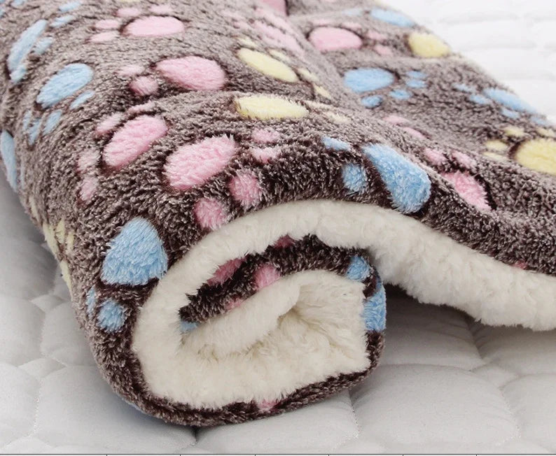 My Snug Pet Coral-Fleece Calming Blanket – Soft Dog & Cat Mat (S · M · L · XL)