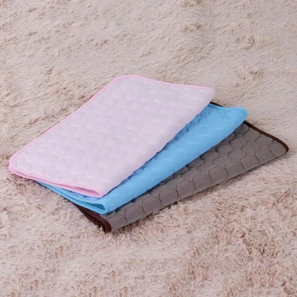 Ultra-Breathable Cooling Mat – Summer Relief for Pets