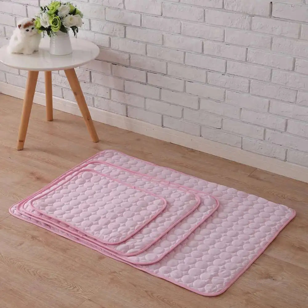 Ultra-Breathable Cooling Mat – Summer Relief for Pets